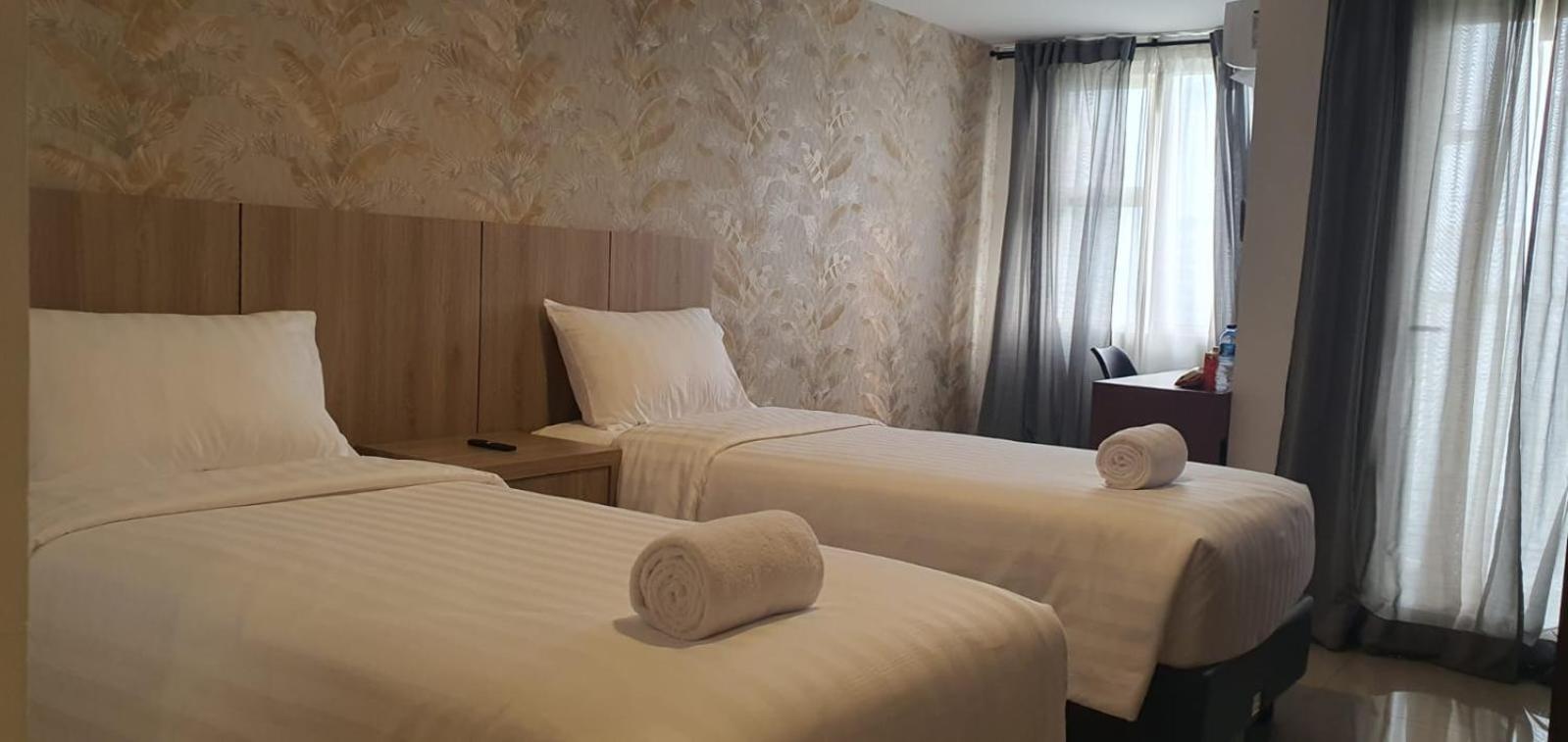 Nemuru Hotel Ciputat Pondokcabe Hilir Eksteriør billede